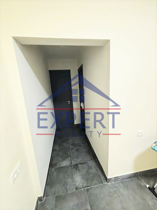 ԱՐԱԲԿԻՐ, ՎԱՀՐԱՄ ՓԱՓԱԶՅԱՆ ՓՈՂՈՑ, 4 ՍԵՆՅԱԿ