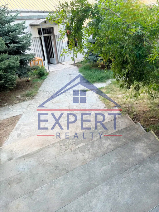 ԱՐԱԲԿԻՐ, ՎԱՀՐԱՄ ՓԱՓԱԶՅԱՆ ՓՈՂՈՑ, 4 ՍԵՆՅԱԿ