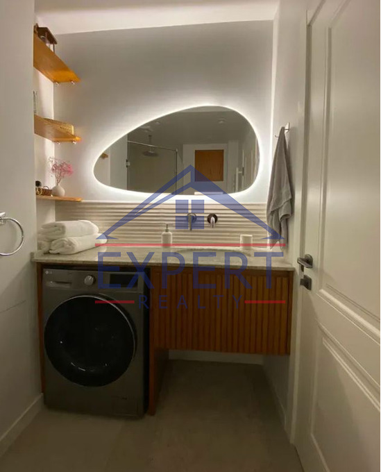 ԿԵՆՏՐՈՆ, ԹՈԻՄԱՆՅԱՆ ՓՈՂՈՑ, 3 ՍԵՆՅԱԿ