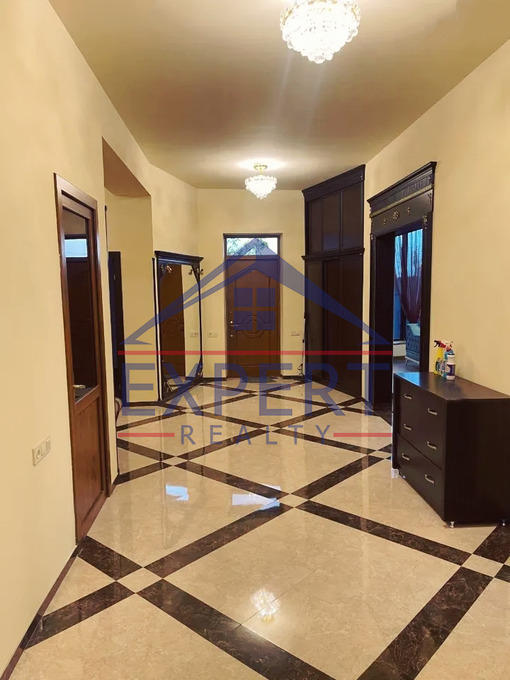 ՆՈՐ ՆՈՐՔ  ԲԱԳՐևԱՆԴ 5  ՍԵՆՅԱԿ