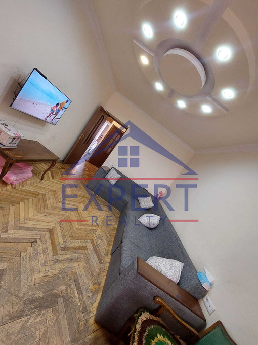 ԱՐԱԲԿԻՐ, ՀԱՄԲԱՐՁՈՒՄՅԱՆ ՓՈՂՈՑ, 3 ՍԵՆՅԱԿ