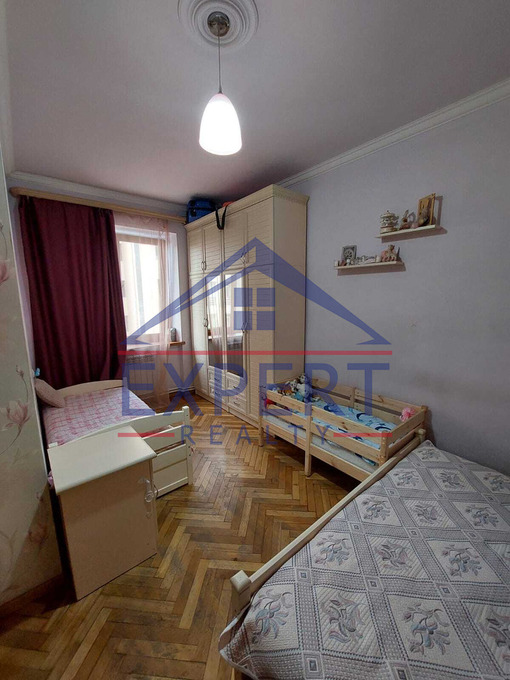 ԱՐԱԲԿԻՐ, ՀԱՄԲԱՐՁՈՒՄՅԱՆ ՓՈՂՈՑ, 3 ՍԵՆՅԱԿ