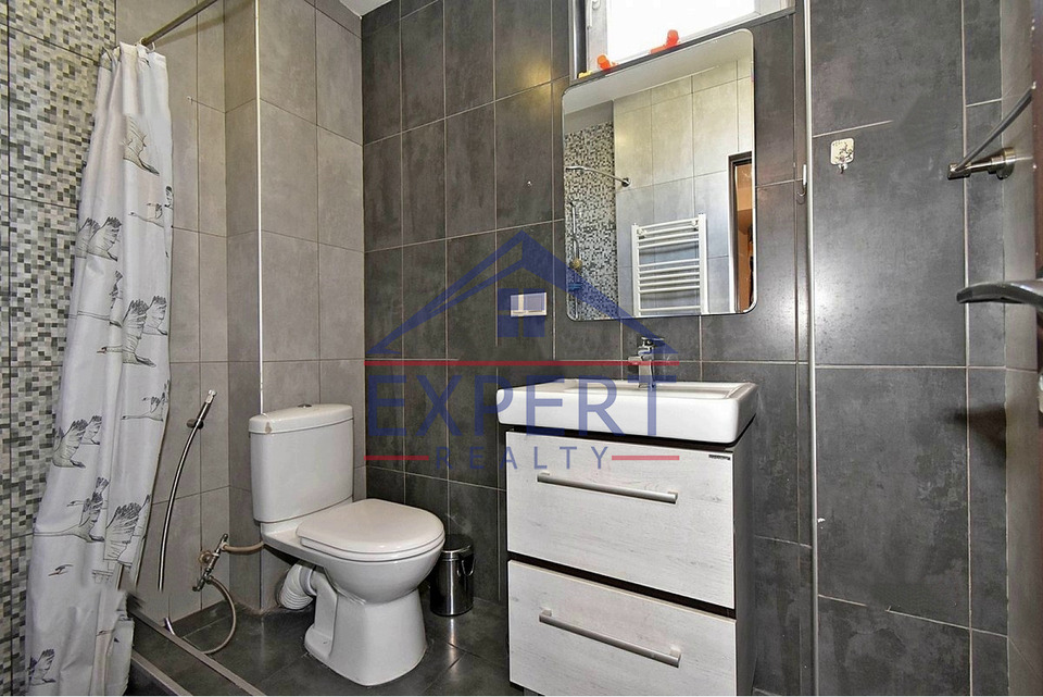 ԴԱՎԹԱՇԵՆ, ԱՆԱՍՏԱՍ ՄԻԿՈՅԱՆ ՓՈՂՈՑ, 3 ՍԵՆՅԱԿ