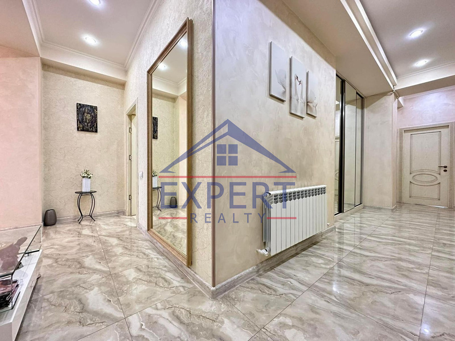 ԿԵՆՏՐՈՆ, ԾԻԾԵՌՆԱԿԱԲԵՐԴԻ ԽՃՈՒՂԻ, 3 ՍԵՆՅԱԿ