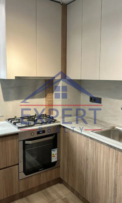 ԿԵՆՏՐՈՆ, ՎԵՐԻՆ ԱՆՏԱՌԱՅԻՆ ՓՈՂՈՑ, 3 ՍԵՆՅԱԿ