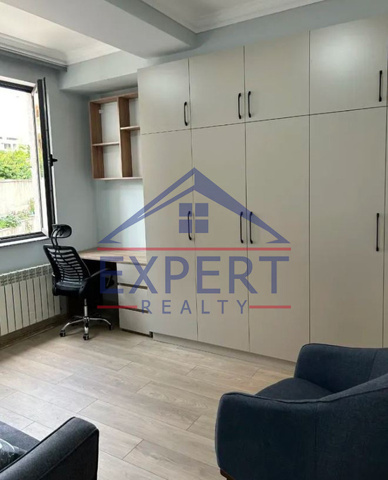 ԿԵՆՏՐՈՆ, ՎԵՐԻՆ ԱՆՏԱՌԱՅԻՆ ՓՈՂՈՑ, 3 ՍԵՆՅԱԿ