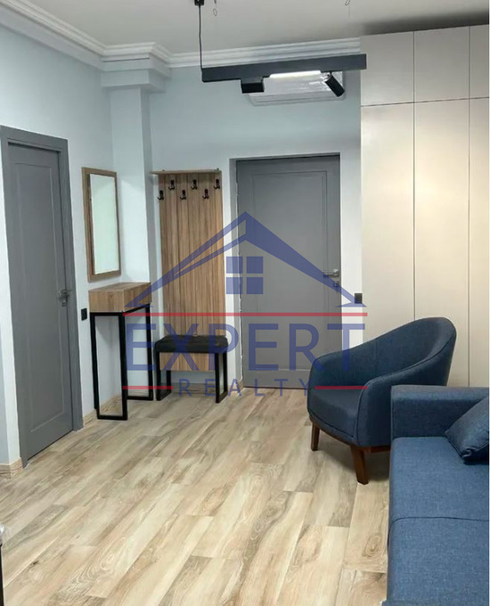 ԿԵՆՏՐՈՆ, ՎԵՐԻՆ ԱՆՏԱՌԱՅԻՆ ՓՈՂՈՑ, 3 ՍԵՆՅԱԿ