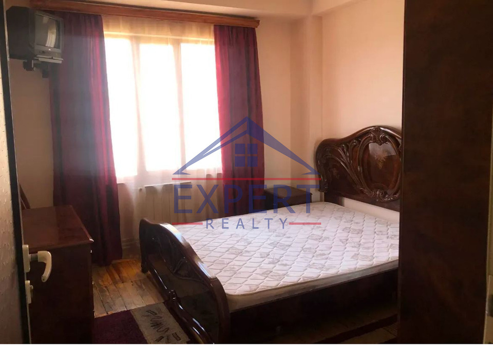 ԱՎԱՆ, ՆԱՐԵԿԱՑԻ ԹԱՂԱՄԱՍ, 3 ՍԵՆՅԱԿ