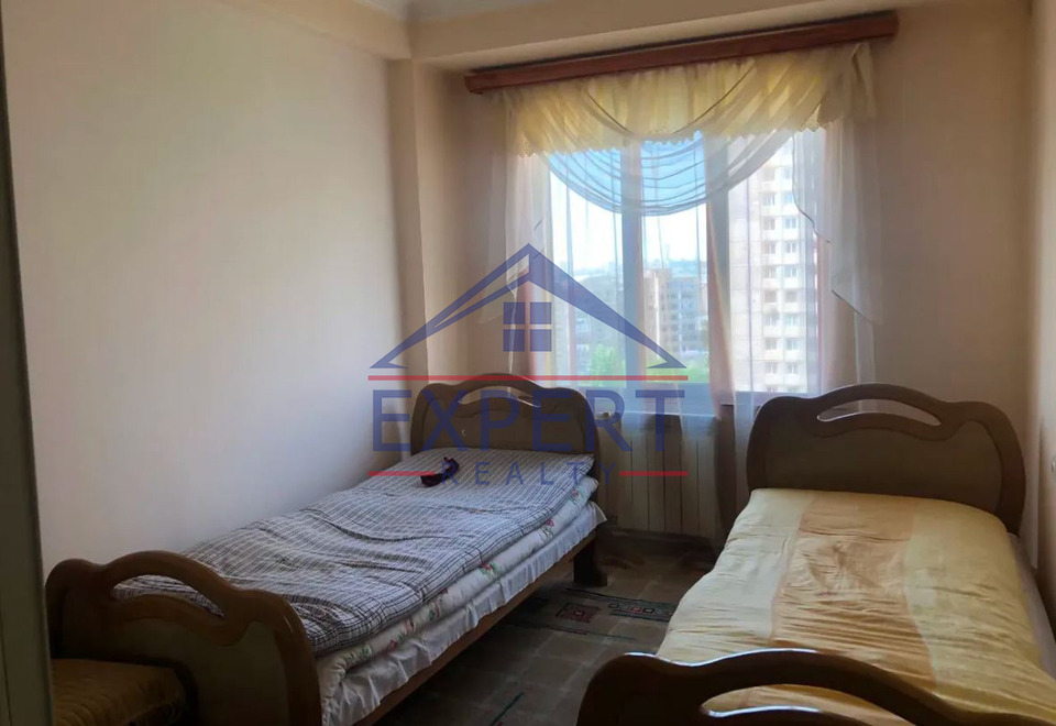 ԱՎԱՆ, ՆԱՐԵԿԱՑԻ ԹԱՂԱՄԱՍ, 3 ՍԵՆՅԱԿ
