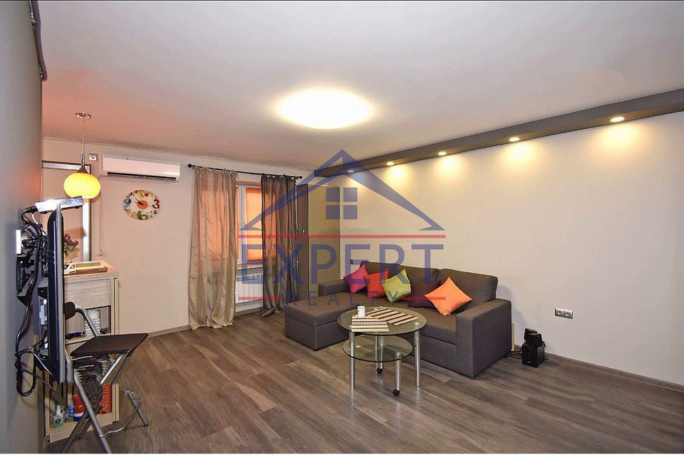 ԿԵՆՏՐՈՆ, ԶԱՔՅԱՆ ՓՈՂՈՑ, 2 ՍԵՆՅԱԿ