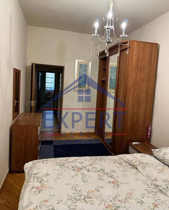 ԿԵՆՏՐՈՆ , ՍԱՐՅԱՆ Փ, 3 ՍԵՆՅԱԿ