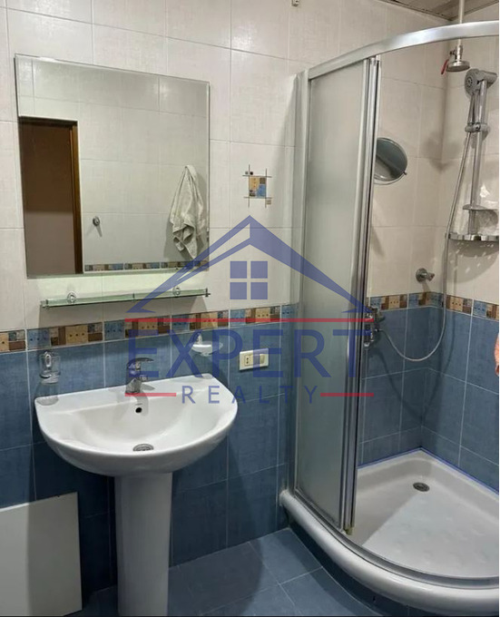 ԿԵՆՏՐՈՆ , ՍԱՐՅԱՆ Փ, 3 ՍԵՆՅԱԿ