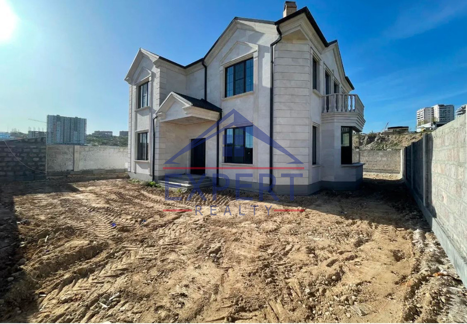 Երկու հարկանի առանձնատուն Ավան՝ Հրաչյա Աճառյան փողոց