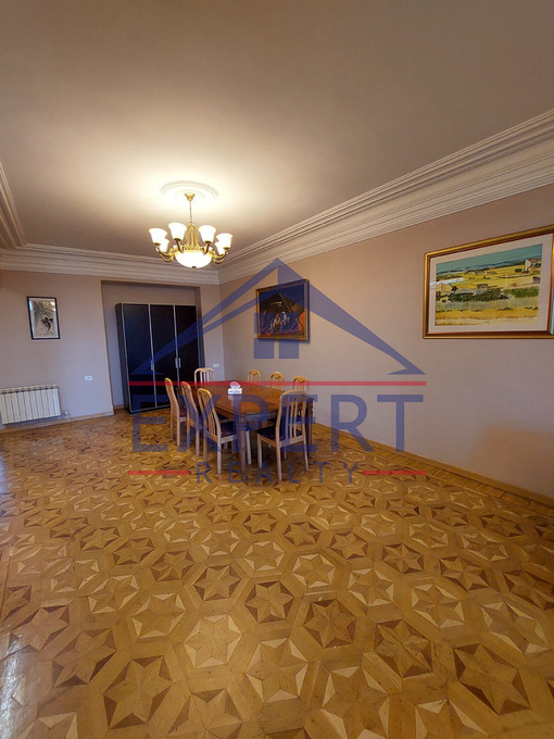 ԿԵՆՏՐՈՆ, ԶԱՔՅԱՆ ՓՈՂՈՑ, 3 ՍԵՆՅԱԿ