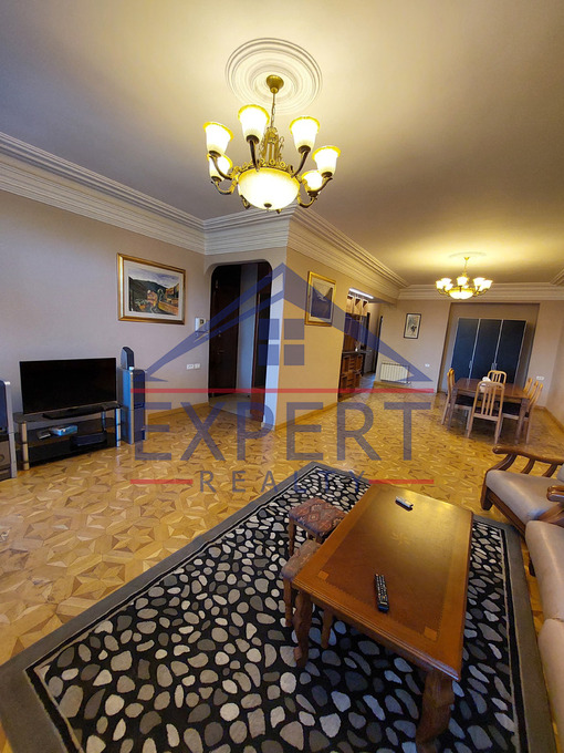 ԿԵՆՏՐՈՆ, ԶԱՔՅԱՆ ՓՈՂՈՑ, 3 ՍԵՆՅԱԿ