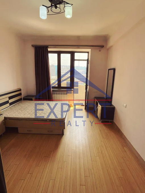 ԿԵՆՏՐՈՆ, ԱՐԳԻՇՏԻ ՓՈՂՈՑ, 2 ՍԵՆՅԱԿ