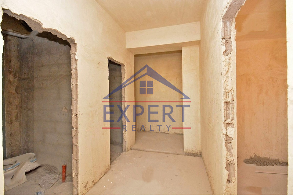 ԱՐԱԲԿԻՐ, ԱԴՈՆՑԻ ՓՈՂՈՑ, 3 ՍԵՆՅԱԿ