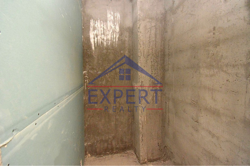 ԱՐԱԲԿԻՐ, ԱԴՈՆՑԻ ՓՈՂՈՑ, 3 ՍԵՆՅԱԿ