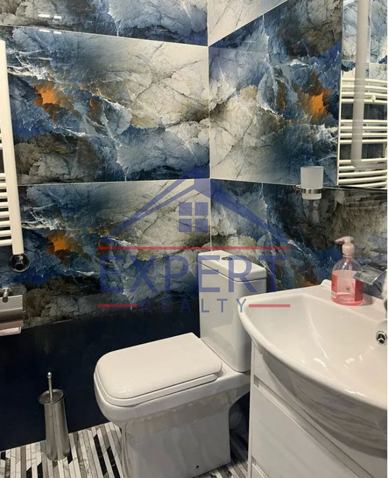 ԿԵՆՏՐՈՆ , ԱՐԳԻՇՏԻ Փ, 3 ՍԵՆՅԱԿ