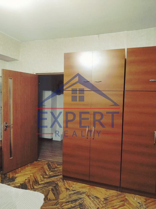 ԿԵՆՏՐՈՆ , ԱՂԱՅԱՆ ՓՈՂՈՑ, 3 ՍԵՆՅԱԿ