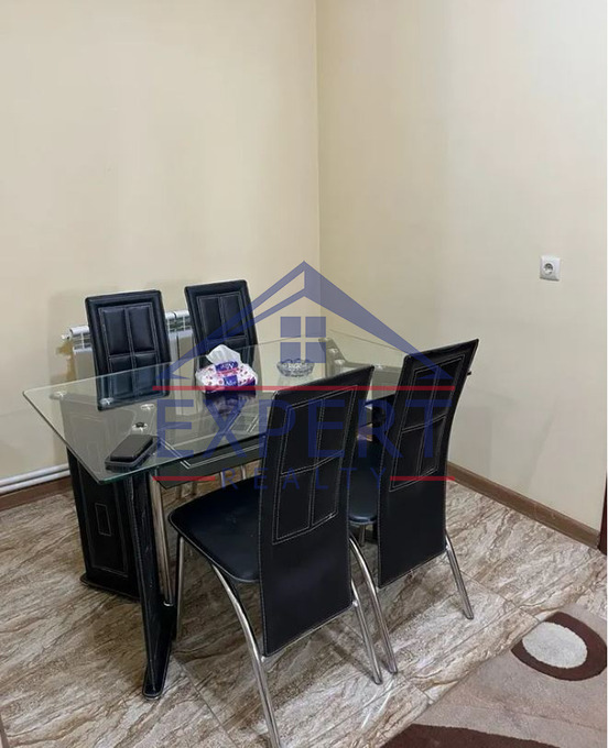 ԿԵՆՏՐՈՆ , ԱՐԳԻՇՏԻ Փ, 3 ՍԵՆՅԱԿ