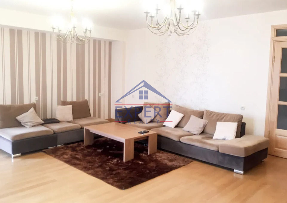 Կենտրոն/Պուշկինի  փողոց