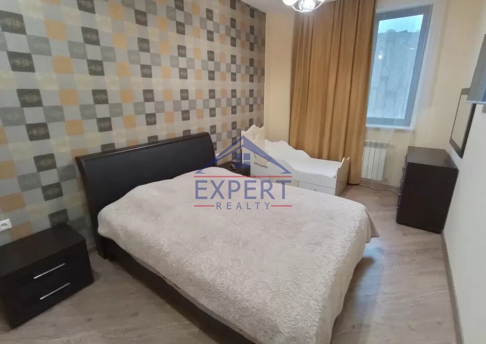 ԿԵՆՏՐՈՆ, ՎԵՐԻՆ ԱՆՏԱՌԱՅԻՆ ՓՈՂՈՑ, 4 ՍԵՆՅԱԿ