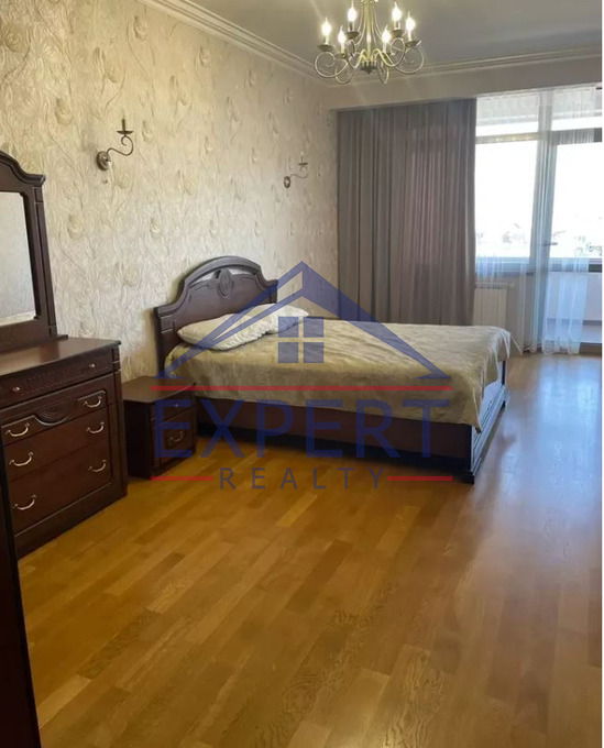 ԿԵՆՏՐՈՆ, ԾԻԾԵՌՆԱԿԱԲԵՐԴ, 3 ՍԵՆՅԱԿ ,;
