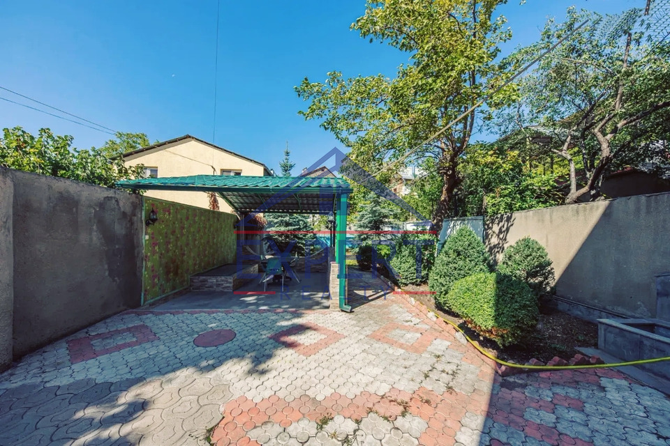 ԶԵՅԹՈՒՆ, ՈՒԼՆԵՑՈՒ ՓՈՂՈՑ, 4 ՍԵՆՅԱԿ