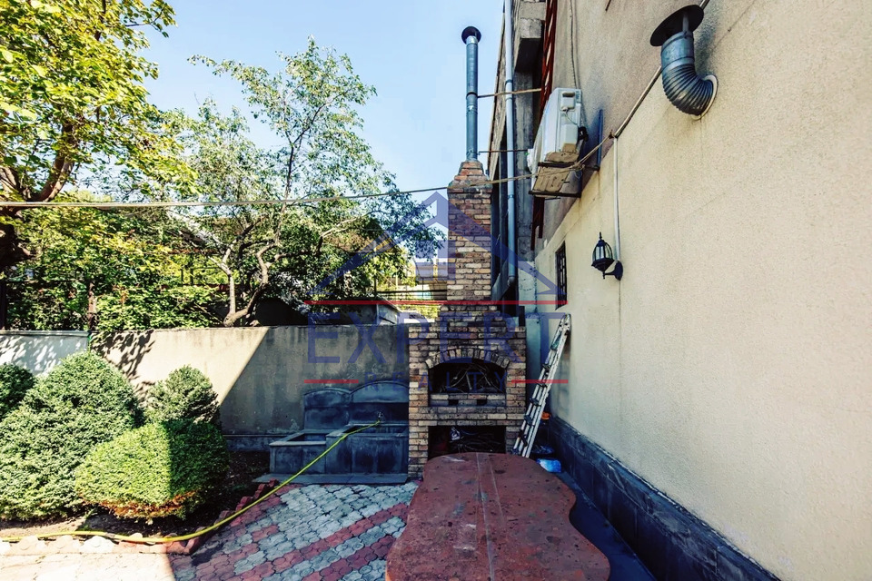 ԶԵՅԹՈՒՆ, ՈՒԼՆԵՑՈՒ ՓՈՂՈՑ, 4 ՍԵՆՅԱԿ