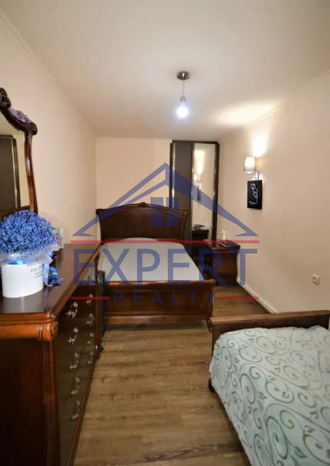 ՄԱԼԱԹԻԱ ՍԵԲԱՍՏԻԱ, ԿՈՒՐՂԻՆՅԱՆ ՓՈՂՈՑ, 4 ՍԵՆՅԱԿ