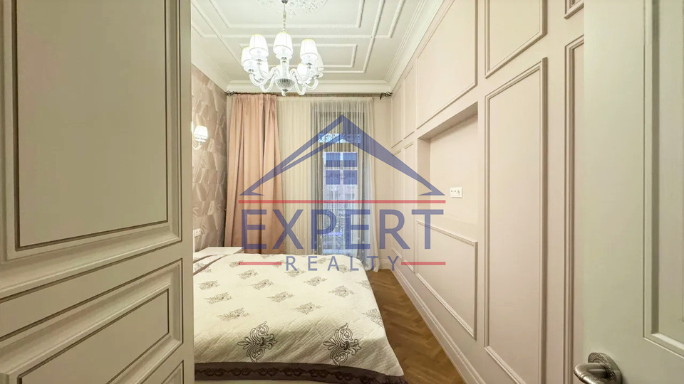 ԿԵՆՏՐՈՆ, ԱԲՈՎՅԱՆ ՓՈՂՈՑ, 2 ՍԵՆՅԱԿ