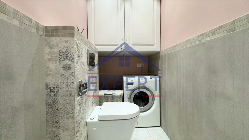 ԿԵՆՏՐՈՆ, ԱԲՈՎՅԱՆ ՓՈՂՈՑ, 2 ՍԵՆՅԱԿ