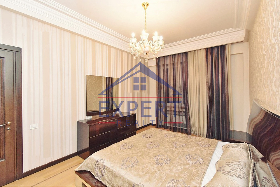 ԿԵՆՏՐՈՆ, ՀՅՈՒՍԻՍԱՅԻՆ ՊՈՂՈՏԱ, 3 ՍԵՆՅԱԿ