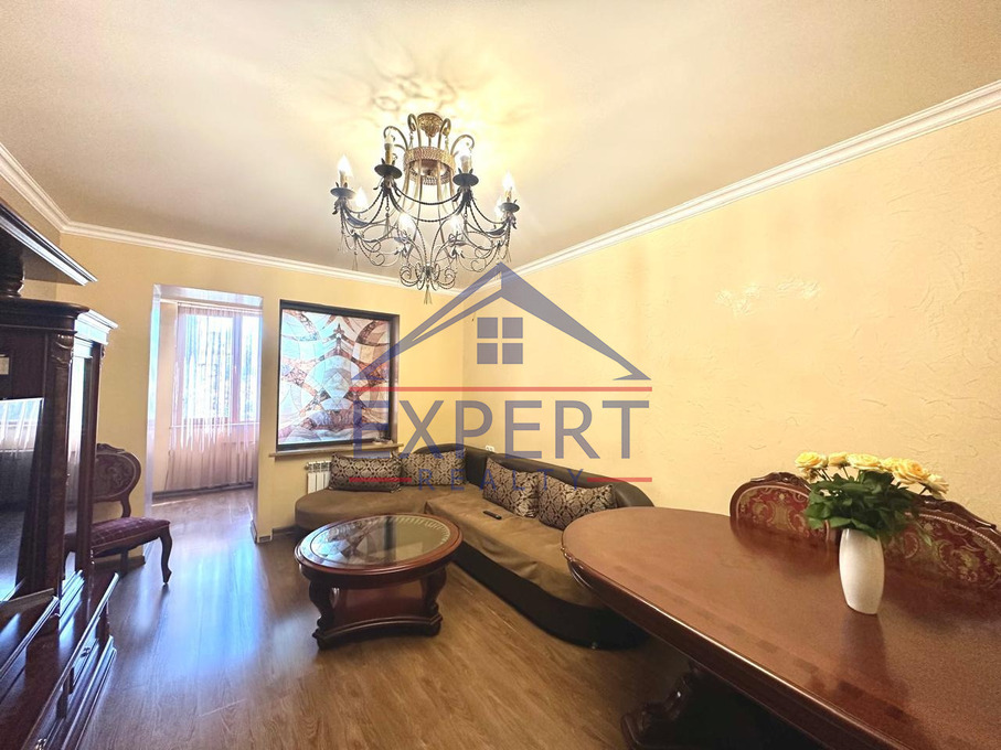 ԷՐԵԲՈՒՆԻ, ՏԻԳՐԱՆ ՄԵԾ, 3 ՍԵՆՅԱԿ