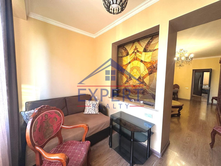 ԷՐԵԲՈՒՆԻ, ՏԻԳՐԱՆ ՄԵԾ, 3 ՍԵՆՅԱԿ