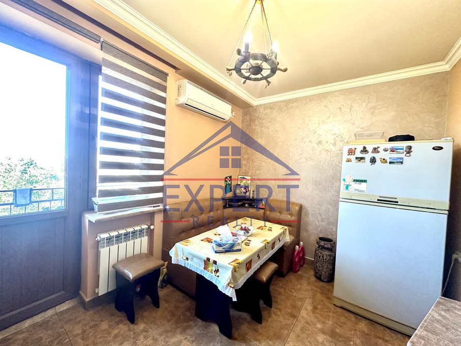 ԷՐԵԲՈՒՆԻ, ՏԻԳՐԱՆ ՄԵԾ, 3 ՍԵՆՅԱԿ