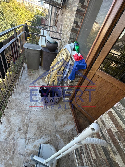 ԷՐԵԲՈՒՆԻ, ՏԻԳՐԱՆ ՄԵԾ, 3 ՍԵՆՅԱԿ