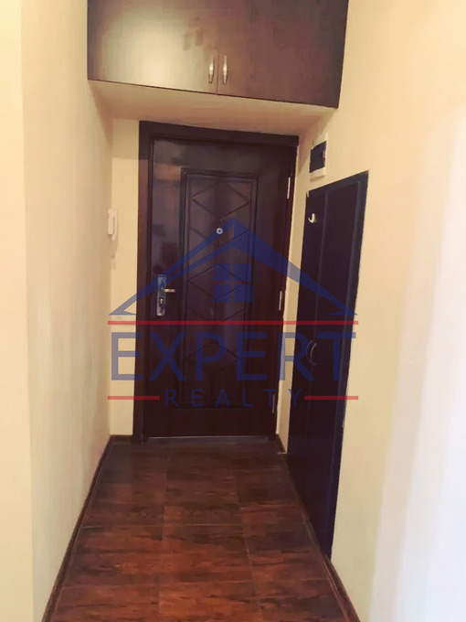 ԱՐԱԲԿԻՐ, ՀՐԱՉՅԱ ՔՈՉԱՐ ՓՈՂՈՑ, 3 ՍԵՆՅԱԿ