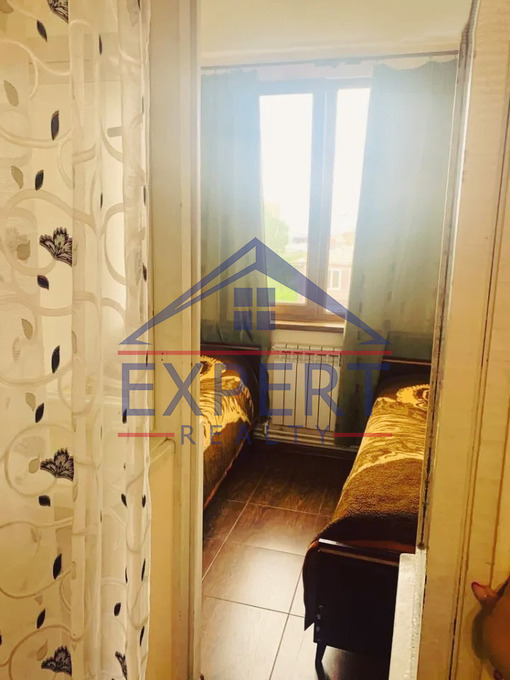 ԱՐԱԲԿԻՐ, ՀՐԱՉՅԱ ՔՈՉԱՐ ՓՈՂՈՑ, 3 ՍԵՆՅԱԿ