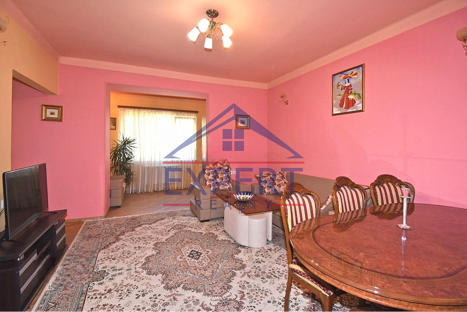 ԱՐԱԲԿԻՐ, ԿՈՄԻՏԱՍԻ ՊՈՂՈՏԱ, 3 ՍԵՆՅԱԿ
