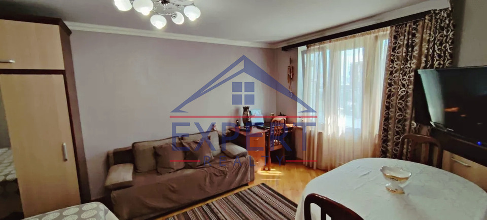 ՔԱՆԱՔԵՌ ԶԵՅԹՈՒՆ, ՄԻՆԱՍ ԱՎԵՏԻՍՅԱՆ ՓՈՂՈՑ, 1 ՍԵՆՅԱԿ
