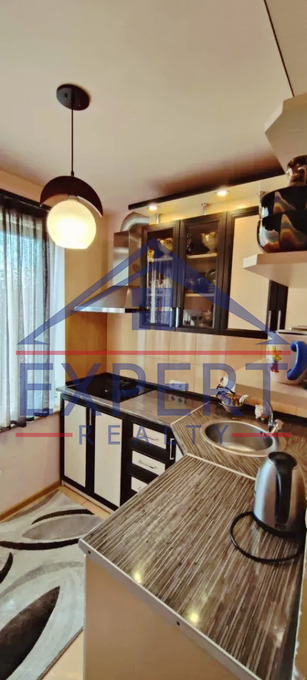 ՔԱՆԱՔԵՌ ԶԵՅԹՈՒՆ, ՄԻՆԱՍ ԱՎԵՏԻՍՅԱՆ ՓՈՂՈՑ, 1 ՍԵՆՅԱԿ