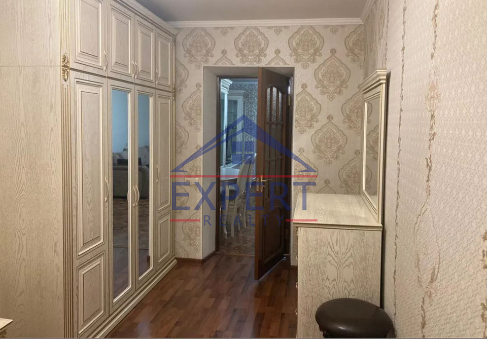 ԱՋԱՓՆՅԱԿ, ՄԱՐԳԱՐՅԱՆ ՓՈՂՈՑ, 2 ՍԵՆՅԱԿ