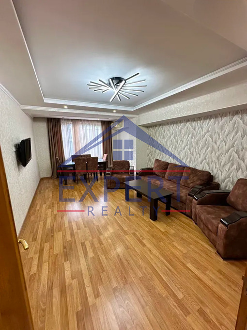 ԿԵՆՏՐՈՆ, ՌԱՖԱՅԵԼ ԼԵՄԿԻՆԻ ՓՈՂՈՑ, 3 ՍԵՆՅԱԿ