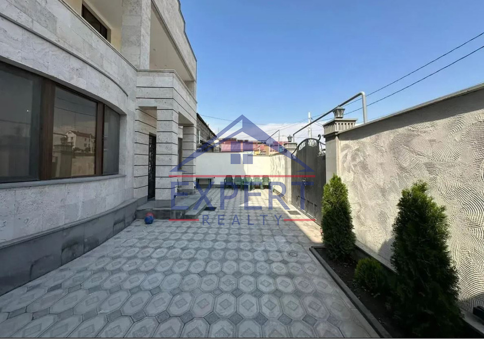 ԱՋԱՓՆՅԱԿ, Գ 1 ԹԱՂԱՄԱՍ, 5 ՍԵՆՅԱԿ