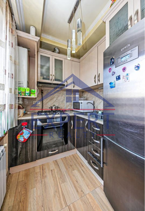 ԱՐԱԲԿԻՐ, ԱԶԱՏՈՒԹՅԱՆ ՊՈՂՈՏԱ, 4 ՍԵՆՅԱԿ