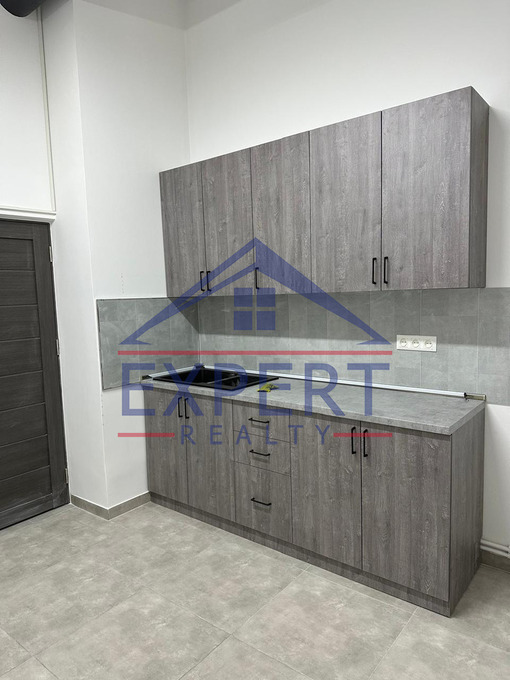ԿԵՆՏՐՈՆ, ԱՄԻՐՅԱՆ ՓՈՂՈՑ,350 Ք․Մ