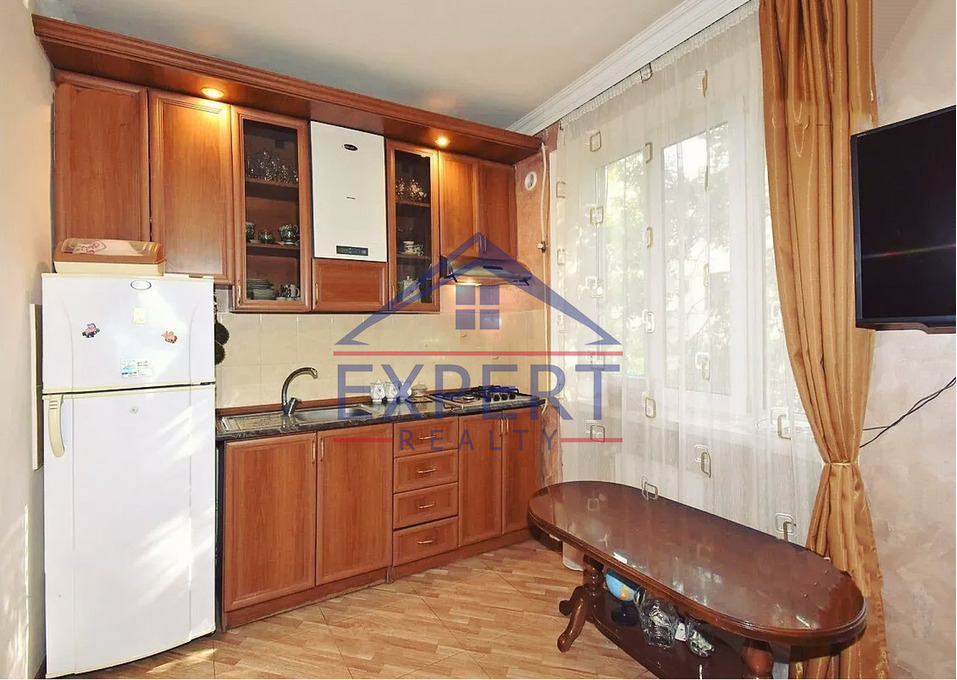 ԿԵՆՏՐՈՆ, ՏՊԱԳՐԻՉՆԵՐԻ ՓՈՂՈՑ 2 ՍԵՆՅԱԿ