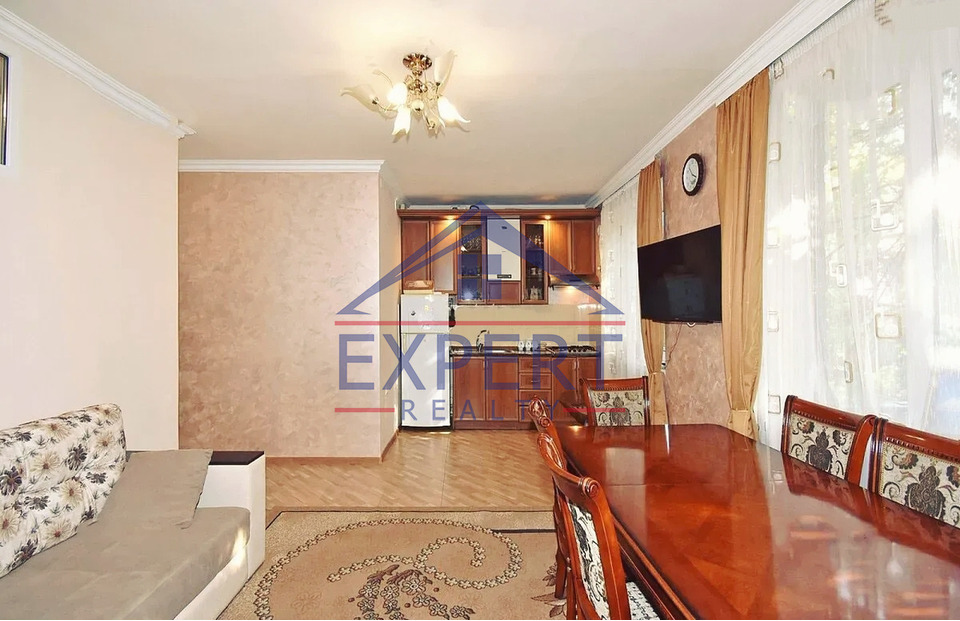 ԿԵՆՏՐՈՆ, ՏՊԱԳՐԻՉՆԵՐԻ ՓՈՂՈՑ 2 ՍԵՆՅԱԿ